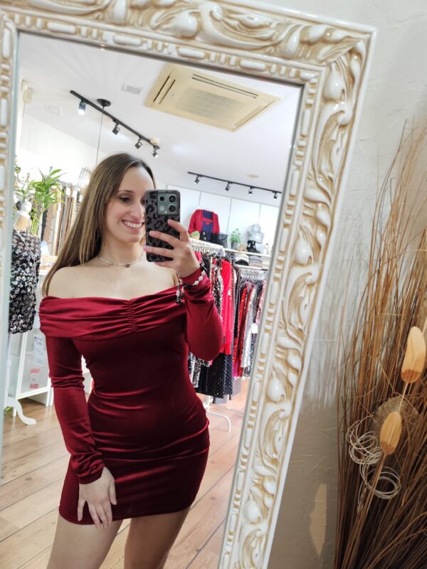 Vestido velvet bardot