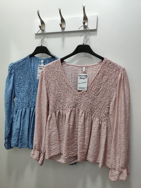 Blusa pico nido de abeja - Imagen 2